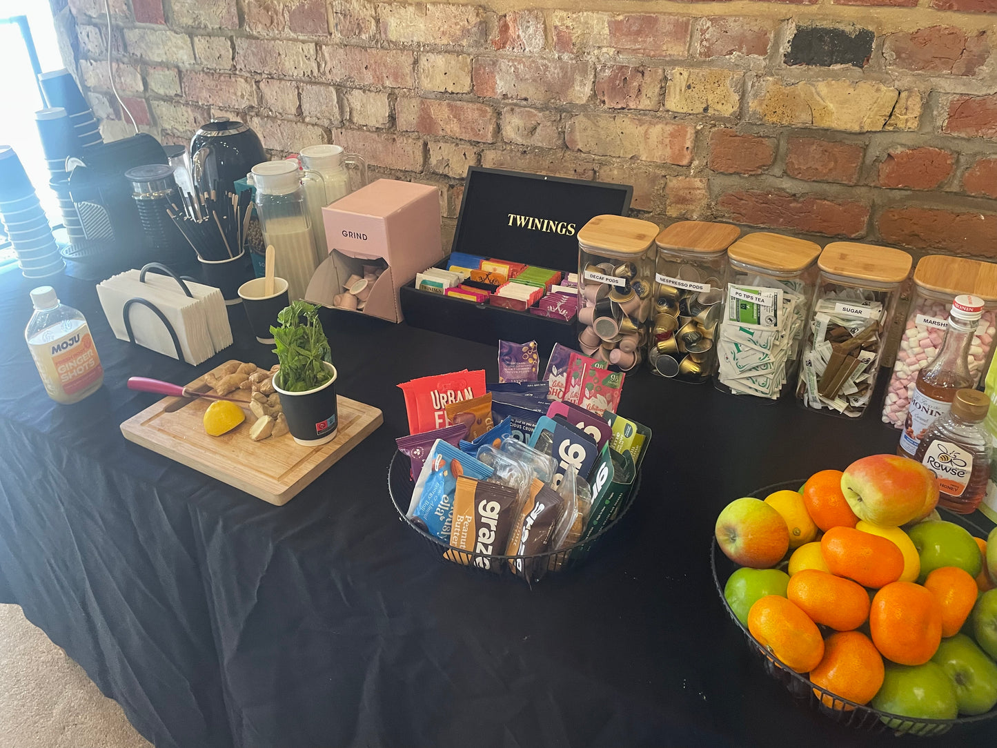 Crew Catering - Breakfast & Lunch